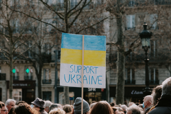 Potępiamy wyroki wydawane na ukraińskich jeńców wojennych przez siły rosyjskie w obwodach Donieckich i Ługańskim