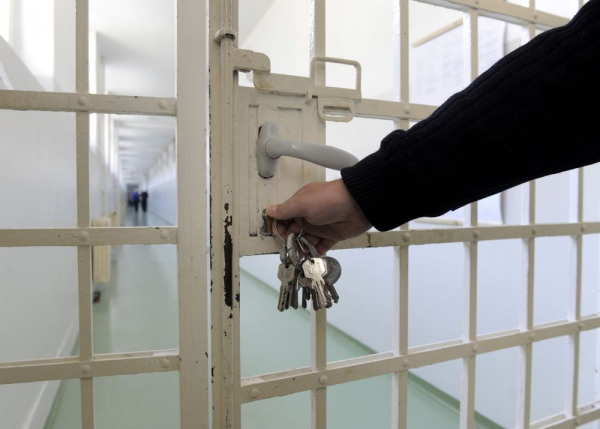 За решеткой, без права на правосудие: Пытки продолжаются в Центральной Азии — соместное заявление в Международный день в поддержку жертв пыток